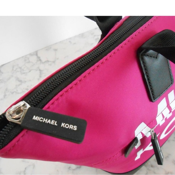 Michael Kors Sport Nylon Large Top Zip Tote Wild Berry/black - Picture 8 of 8